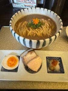 麺屋 八っすんば