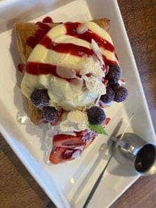 #702 CAFE&DINER なんばパークス店