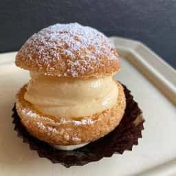 菓子工房 ルスルス 浅草店