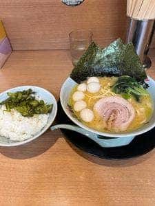 横浜家系ラーメン 町田商店 仲町台店