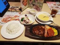 ガスト 浜金谷店