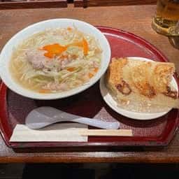 餃子とタンメン 天