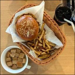 グリル&ハンバーガー モンスター