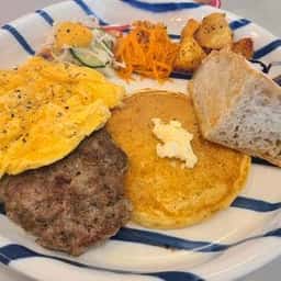 EENY breakfast & shop