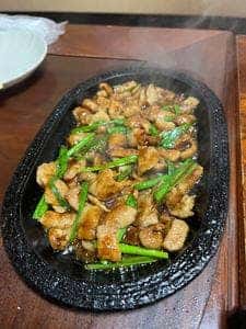 鳥やす