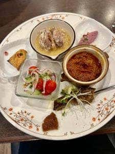 ビストロ パザパ