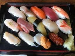 鮨居酒屋 忠