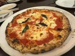 トラットリア・ピアノ