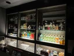 Gin&Cooktail Bar 菫