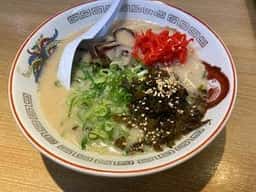 はかたラーメン 駅構内店