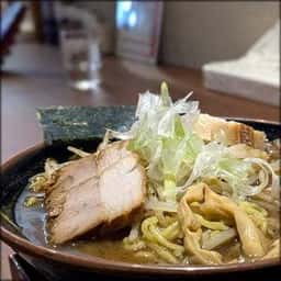 ラーメン豚丼処二代目けけけ × 豚吉城 本通店