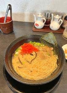 とんこつらあめん楽台新店