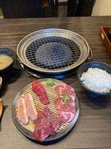 赤身塊肉・ホルモン 遊心 日本橋蛎殻町店