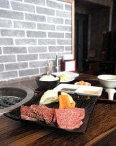 焼肉 梨々丹