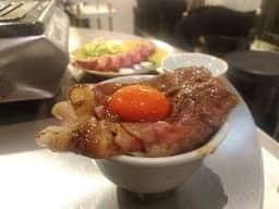 焼肉 肉どうし 裏難波店