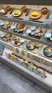 銀座青果堂フルーツパーラー ✕ 元町食堂