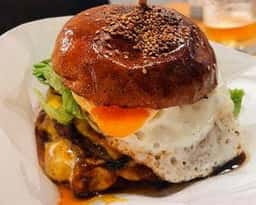 バーガーカフェ&グリル ピッコロ