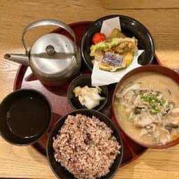 24/7 cafe apartment 有楽町