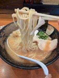 濃厚鶏そば 麺屋武一 汐留店