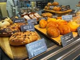 One Hundred Bakery 立川南口店