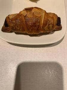 カフェ・ド・クリエ シャポー市川店
