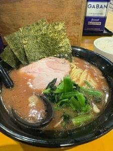 横浜家系ラーメン 麺家福増