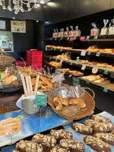 パン工房 鳴門屋 四天王寺店