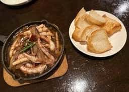 ITALIAN DINING & WINE BAR C'e Posto