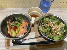 D.I.Y. salad & delicatessen