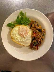炭火焼アジアン酒場 アローイ兄弟