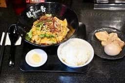 濃厚泡担々麺 龍杏