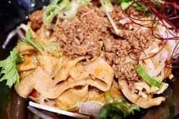 濃厚泡担々麺 龍杏