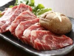 ホルモン焼肉 まる笑 4条店