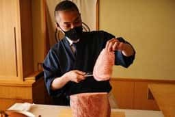 肉割烹 ふたご 北新地店