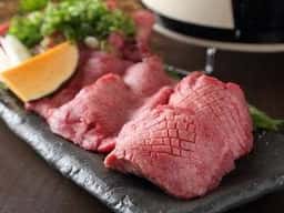 炭火焼肉 頂