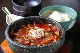 香港韓国ダイニング＆バー 花花