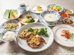 鉄板焼ステーキハウス マルオン