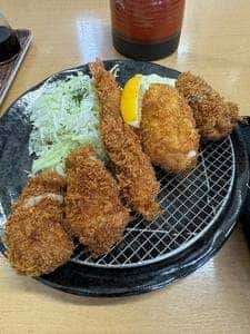 とんかつ 港や