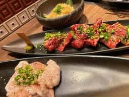 炭火焼肉 亞茶 総本店