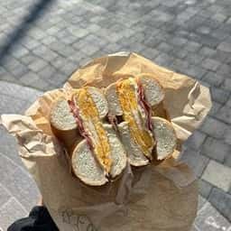 クローバーベーグル