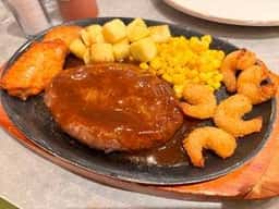 サイゼリヤ ささしまライブ駅前店