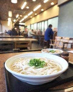 25時間営業の黒田屋 樋井川店