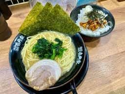 壱角家 新宿靖国通店