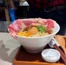 MOON and BACK 阪急オアシス神戸三宮店