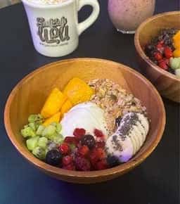 surf cafe ulu Honmachi