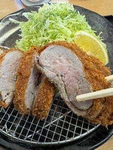 とんかつ 港や