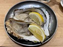 牡蠣とワイン立喰い すしまる なんばウォーク店