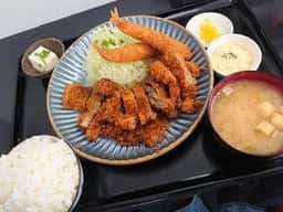 ぶたやのとんかつ定食