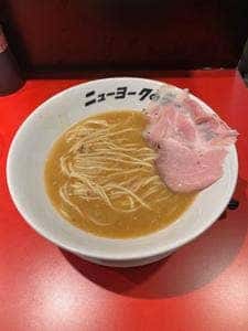 ニューヨークのラーメン屋 アメリカ村本店