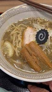 弘前煮干し中華そばスタンドニボる？